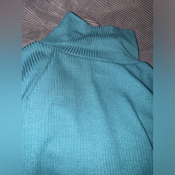 Aritzia Wilfred Janice dress in medium suave green - Picture 2 of 5